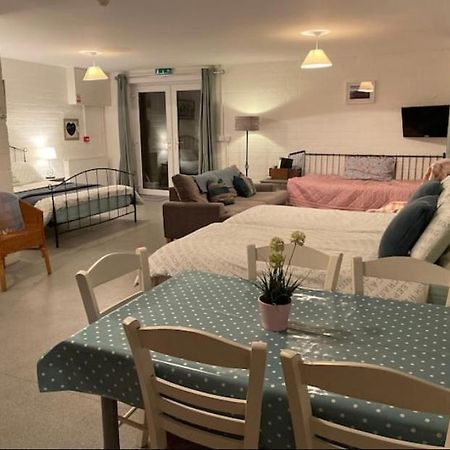 Mill House Studio Apartment Stranocum Екстер'єр фото